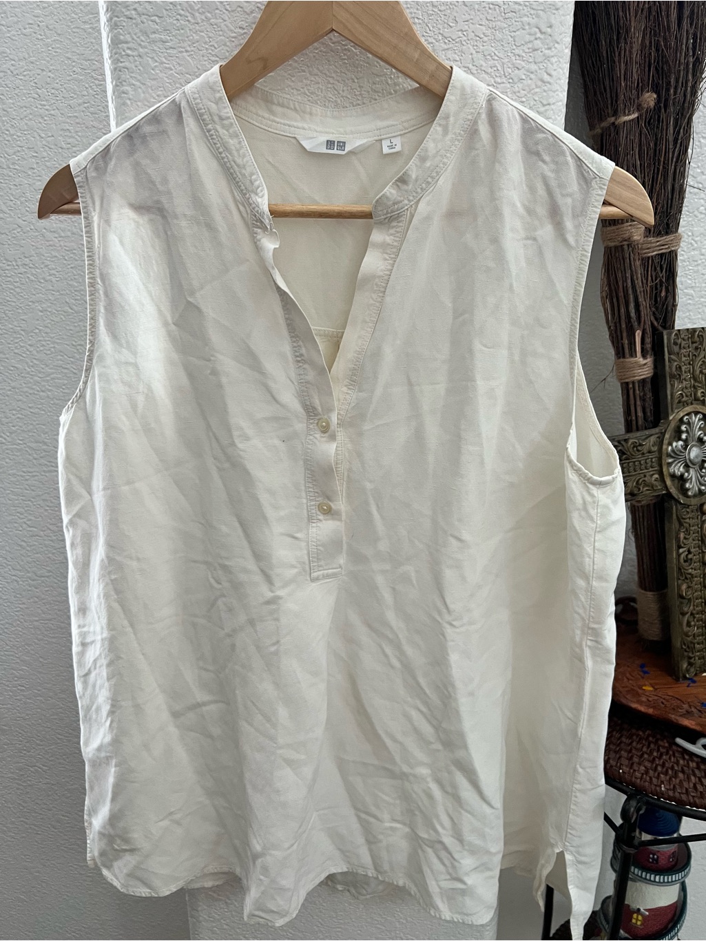 Uniqlo Off-White Sleeveless Henley Blouse